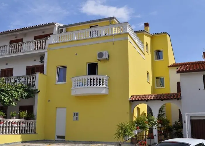 Διαμέρισμα Jela With A Big Balcony Πούλα