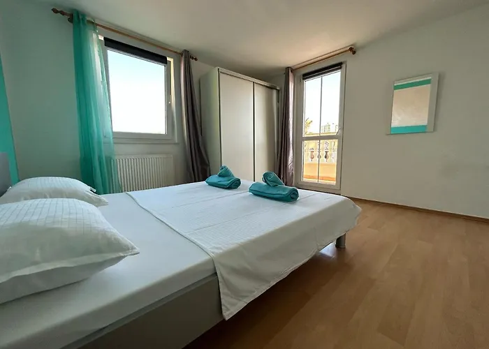 Jela With A Big Balcony Πούλα